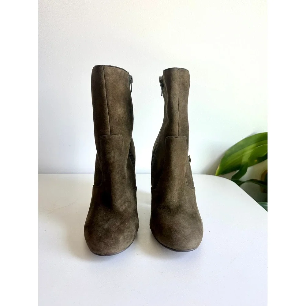 Guess Womens Olive Green Suede Ankle Boots Gold Button Block Heel Military Style